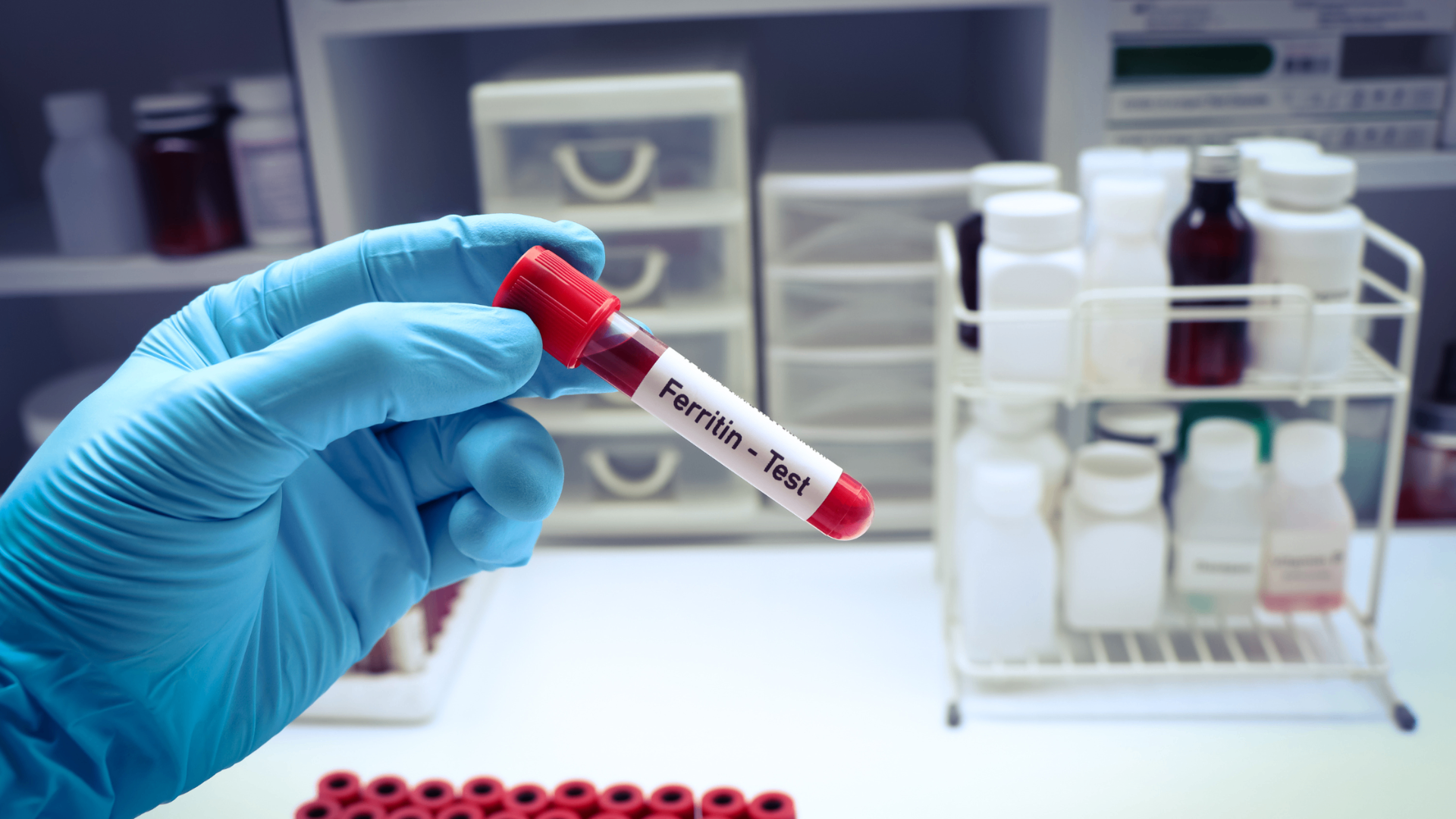 Tubos de exame de sangue para dosagem de ferritina
